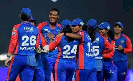 WPL 2026: Kapp picks three as disciplined Delhi Capitals restrict UP Warriorz to 122/8