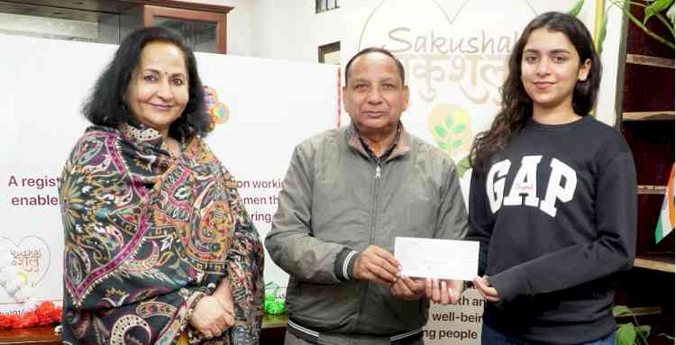 Teen Sets Inspiring Example of Social Responsibility