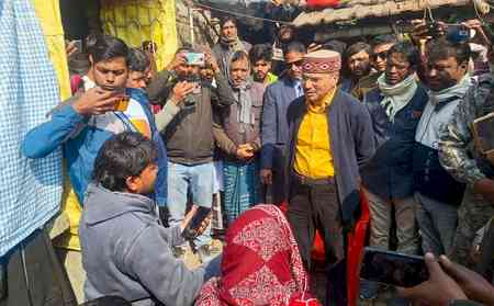 Anandapur warehouses: NHRC team, former Congress MP Chowdhury visit fire site