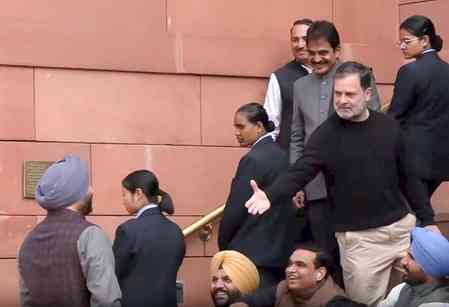 Sikh Sardar can never be traitor: Sirsa condemns Rahul Gandhi's remark on Bittu