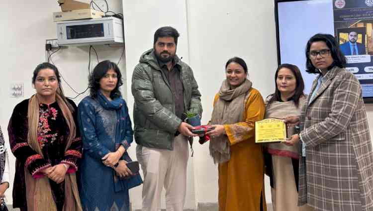 UILS hosts expert lecture on international accreditation in common law jurisdictions