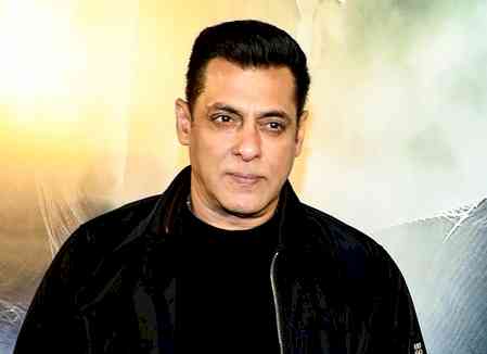 Rajasthan panel stays arrest warrant against Salman Khan in pan masala case