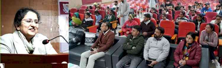 दोआबा कॉलेज में साईबर क्राईम पर सैमीनार आयोजित