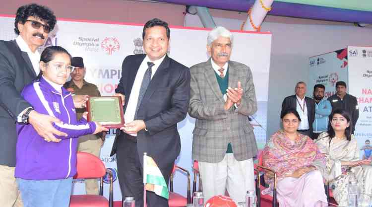 DC Sachin Gupta exhorts athletes to keep their dreams alive despite hardships