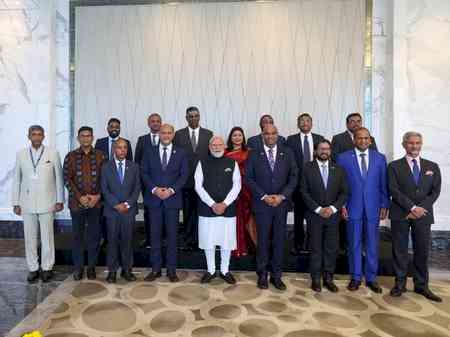 PM Modi meets Indian-origin leaders in Malaysia, hails their accomplishments 