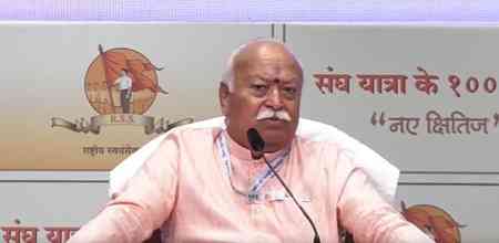 Bharat Ratna for Savarkar would enhance award’s prestige, says RSS chief 