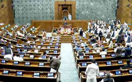 Cong-led ruckus continues in LS, House adjourned twice