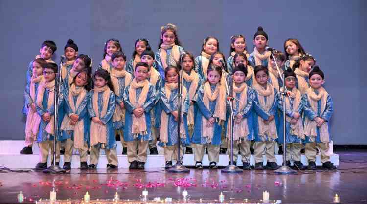 Form Assembly of Class Pravesh Vatika at Sat Paul Mittal School