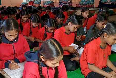 Inspired by Atmanirbhar Bharat, tribal girls learn self-reliance skills at Burhanpur hostel