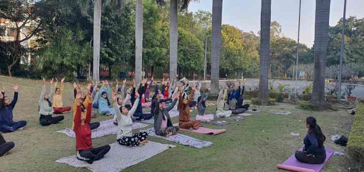 One-Week Yoga Session Kickstarted at GHSC-10