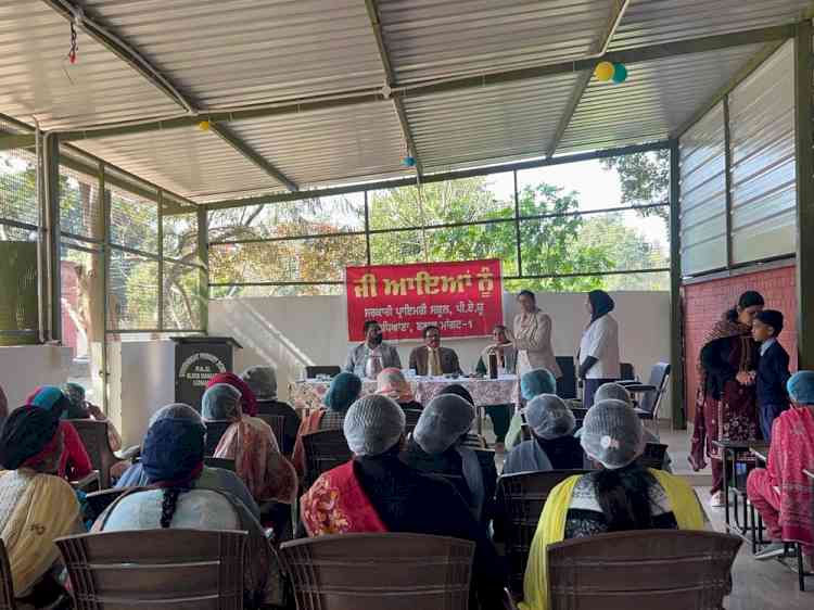 One-day workshop for Mid-Day Meal cooks held