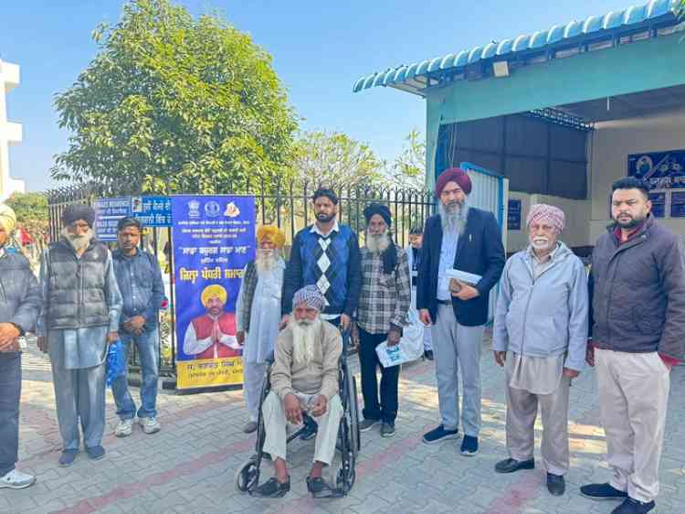 Medical check-up, felicitation camps held under Sade Buzurg, Sada Maan program at Sarabha village