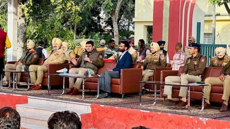 Ludhiana Police Fortifies Community Ties: 1,500 VDC and WDC Members Join High-Level Safety Meeting at Police Lines