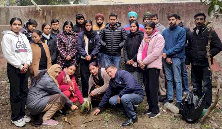 PCM S.D. College for Women Plants Saplings to Mark the Birth Anniversary of Surjit Patar