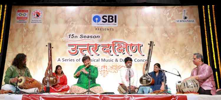 A rare Jugalbandi of Hindustani and Carnatic Music enthrals Hyderabad