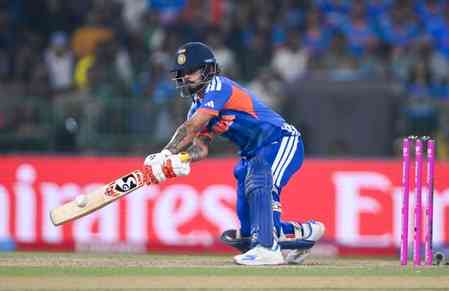 T20 WC: Ishan amazingly took the responsibility after being 0-1 down, says Suryakumar