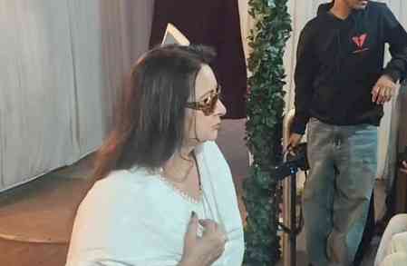 Hema Malini, Jaya Bachchan, Poonam Dhillon attend late Anand Sagar's prayer meet