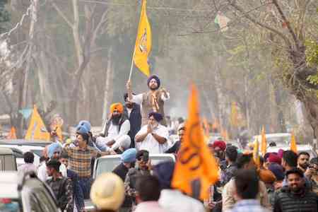 Sounding poll bugle, Sukhbir Badal promises jobs for Punjabis only ​