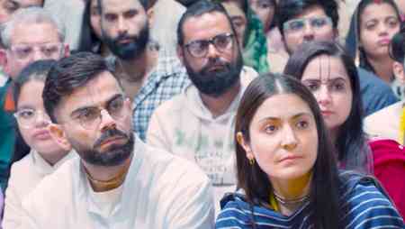 Virat, Anushka seek blessings at Premanand Maharaj’s Keli Kunj Ashram