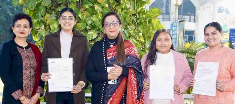 KMV students excel in UNICEF Internship on Responsible E-Waste Disposal