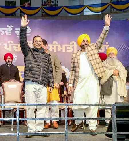 Kejriwal, Bhagwant Mann to visit Gujarat on Feb 21-22 to review local poll preparations
