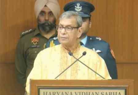 Haryana govt transformed ‘red tape’ into ‘red carpet’: Guv 