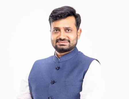 Madhya Pradesh: Deputy Leader of Opposition Hemant Katare resigns 