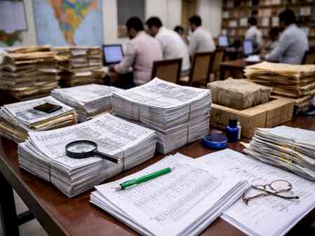 Bengal to publish final voters' list on Feb 28, CEO tells CEC; disputed entries to be reviewed later