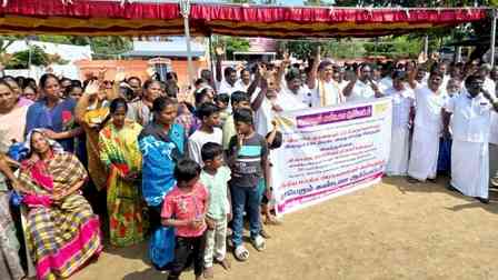 TN fishermen hold strike after 22 arrested by Sri Lankan Navy; urges Centre's intervention