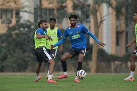 ISL 2025-26: Bengaluru, Mumbai City look to steal early march over rivals