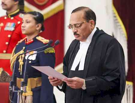 CJI calls law a ‘living forum’, urges graduates to make legal system more accessible