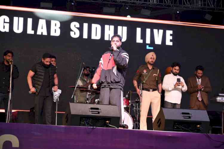 Punjab Sakhi Shakti Mela-2026: Cabinet Minister Tarunpreet Singh Sond participates in first star-studded evening