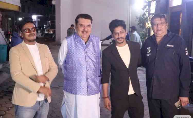 A New Flight for Aman Nagpal in the Presence of Gulshan Grover