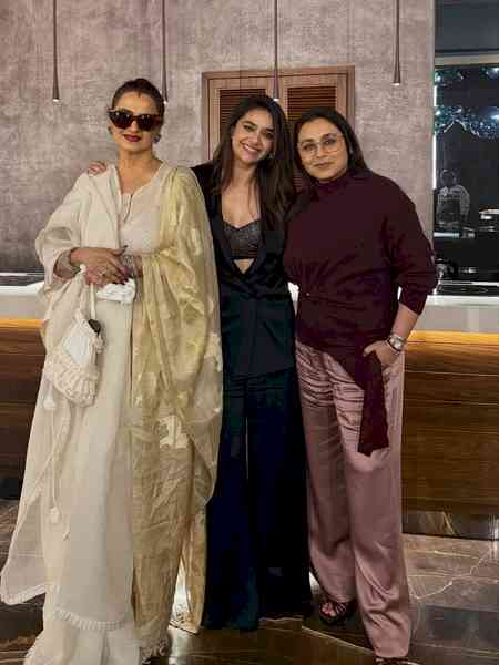 Keerthy Suresh enjoys an 'evening to remember' with Rani Mukerji, Rekha