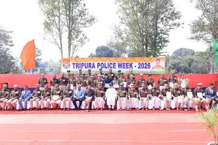 Tripura CM stresses stronger coordination among security forces to tighten vigil along Bangladesh border 
