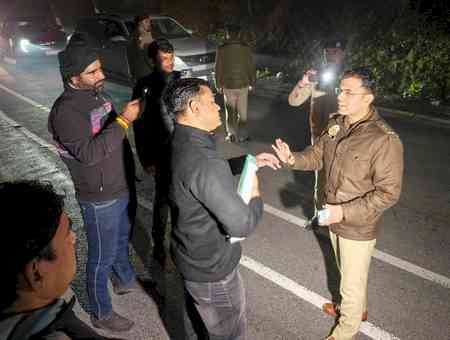 Himachal-Delhi Police standoff ends; arrested Youth Congress activists allowed to travel