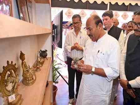 Union Minister Virendra Kumar inaugurates Shilp Samagam Mela in Ahmedabad