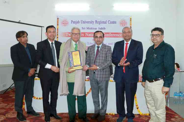 National Conference at PURC Examines Literature’s Shift from Manuscript to Digital Platform