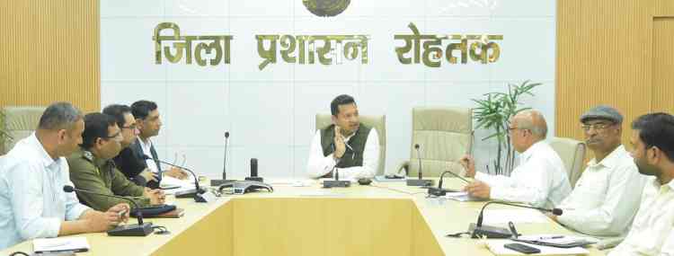 DC Sachin Gupta directs Concerned Departments to Ensure Facilities in Industrial Areas; Grievances to Be Resolved on Priority