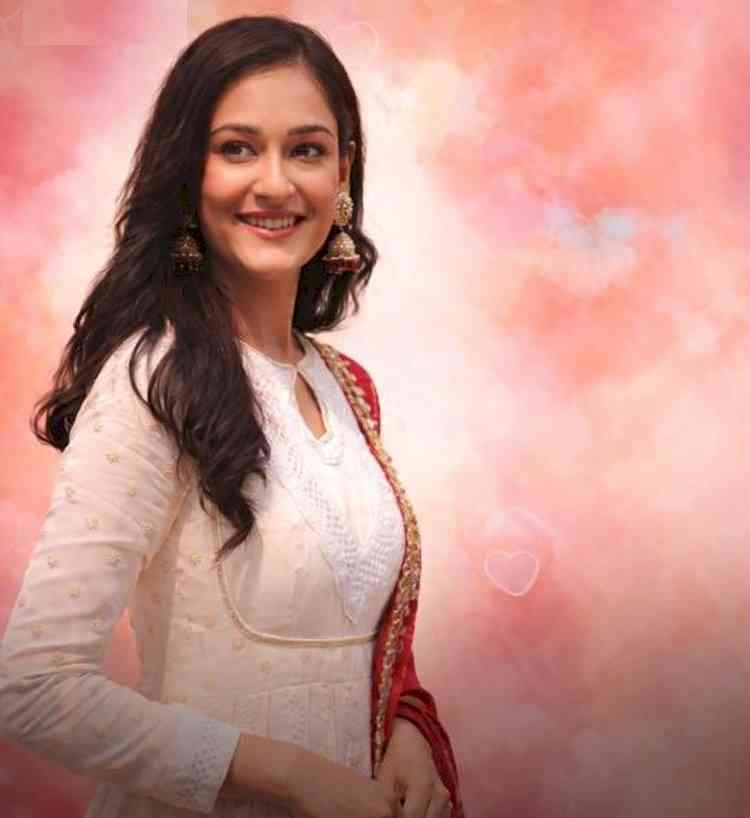 Prathaon Ki Odhe Chunri: Beendani Actress Shreya Jain on Working with Kushagre Dua and a Warm Set Environment