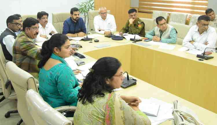 आवारा पशुओं से दुर्घटना की स्थिति में दयालु योजना के तहत मिलेगा आर्थिक सहयोगः एडीसी नरेंद्र कुमार