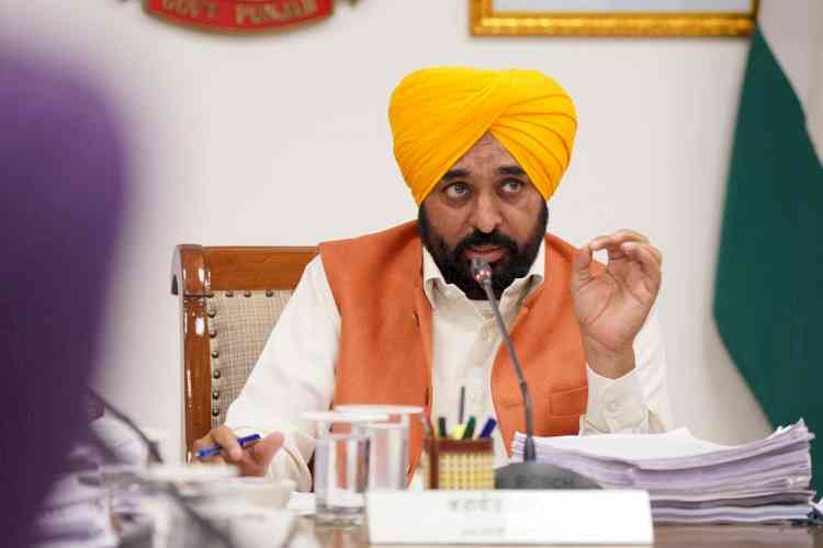 CM Bhagwant Singh Mann speaks to Union Civil Aviation Minister, seeks urgent evacuation of Punjabis stranded in war-hit Arab Countries