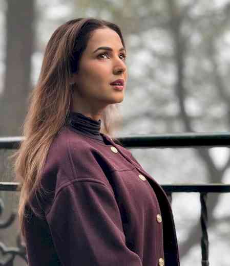 Sonal Chauhan says 'The last few days were challenging' as she safely returns to India 