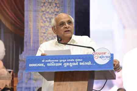 Gujarat CM extends Holi-Dhulendi greetings, urges eco-friendly celebrations​