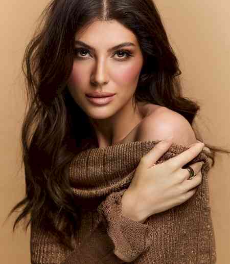 Elnaaz Norouzi recalls her childhood & school days in Iran: I have seen how it can be 