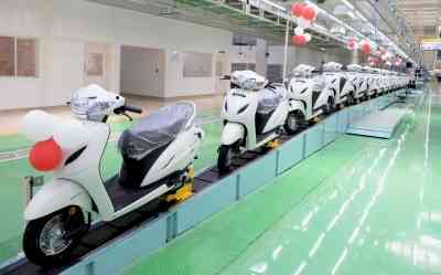 India’s retail vehicle sales surge by 25.62 pc at 24.09 lakh units in Feb