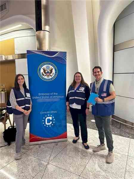 24,000 Americans leave the Middle East amid tensions