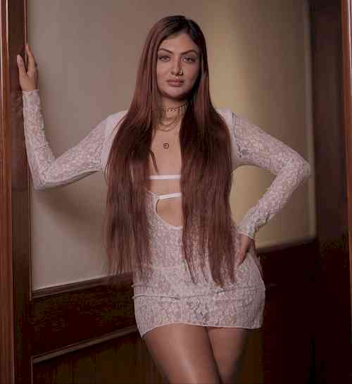 Khushi Mukherjee Emerges as the Face of New-Age Stardom 