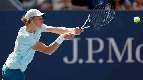 Indian Wells: Sinner, Zverev advance, Fucsovics stuns Musetti in opener
