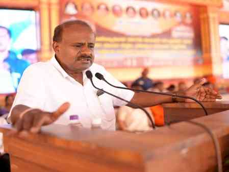 Union Minister Kumaraswamy asks K'taka govt to explain use of borrowed funds